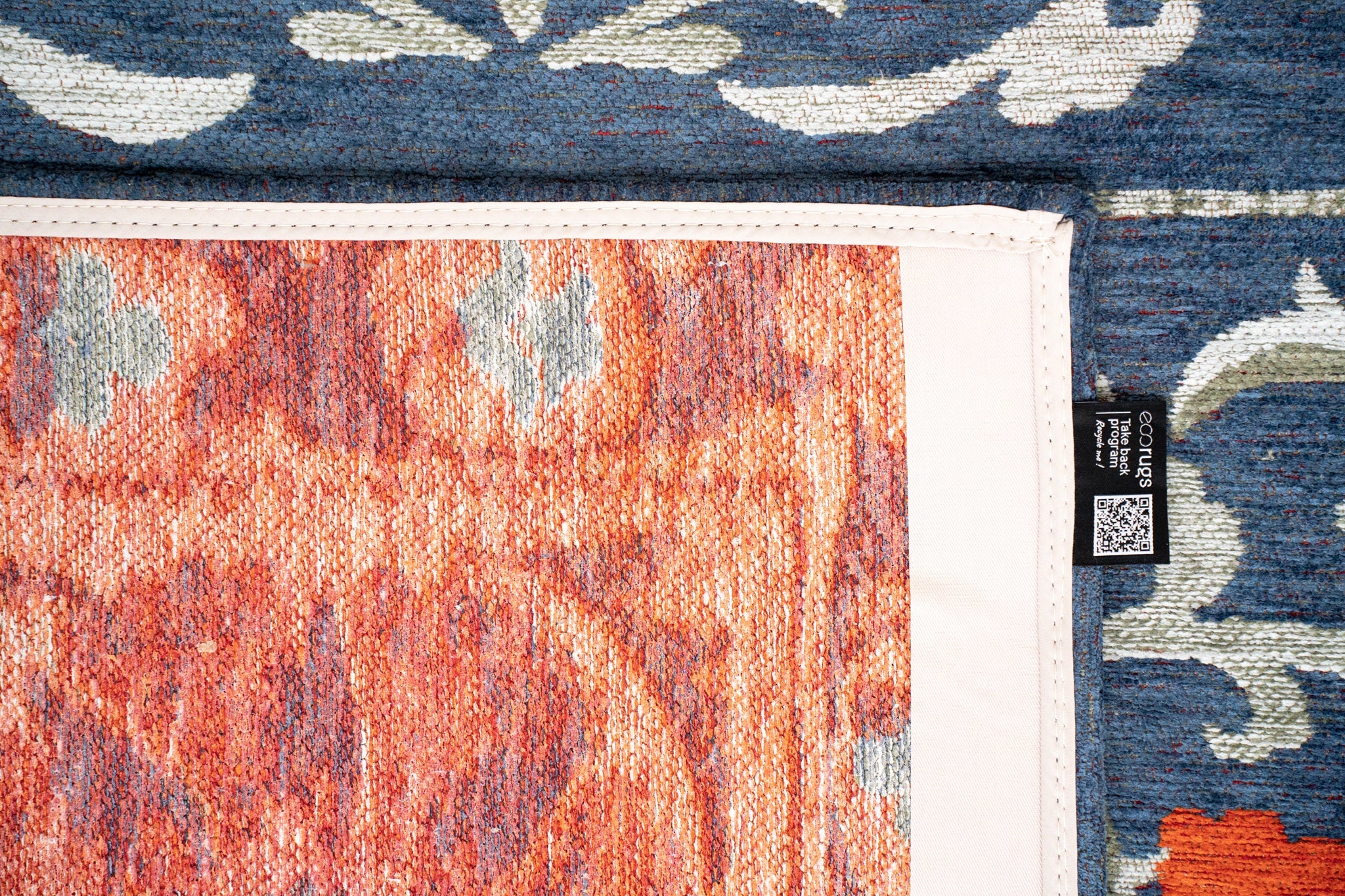 Louis de Poortere Antiquarian Suzani Nordic 9730 - Image 3