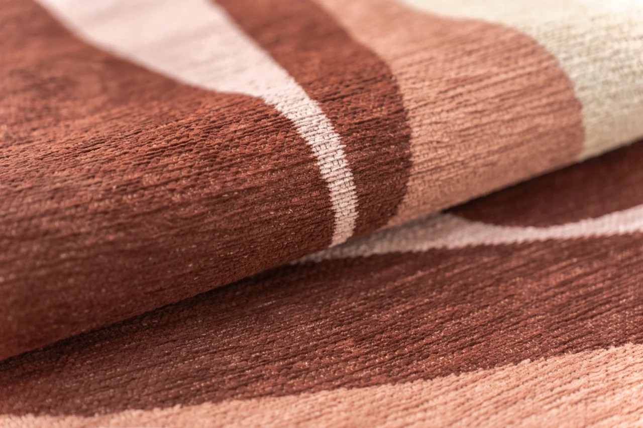 Louis de Poortere Gallery Stones Cherry Mocha 2088 - Image 10