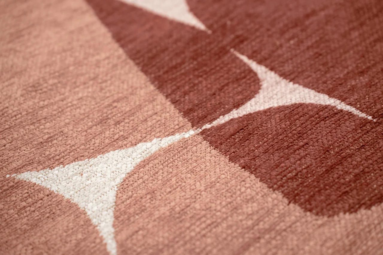 Louis de Poortere Gallery Stones Cherry Mocha 2088 - Image 7