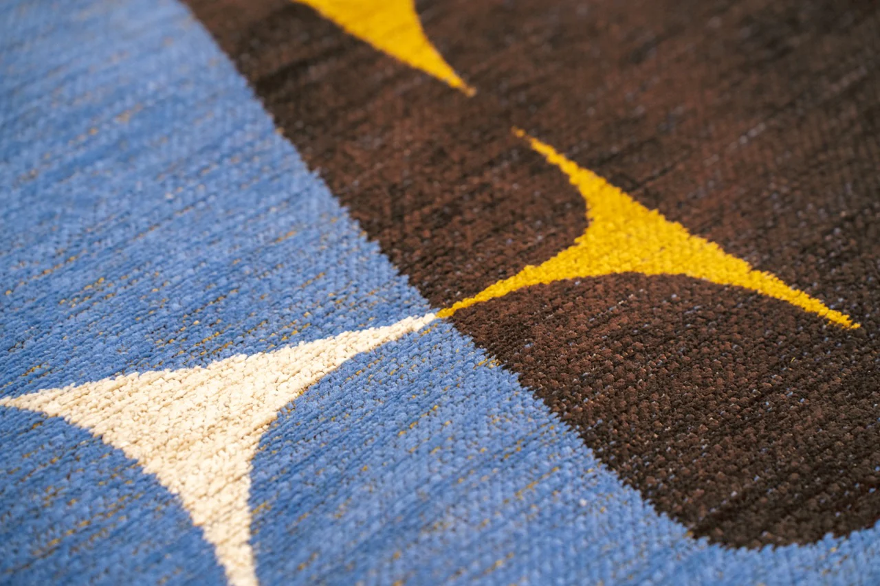 Louis de Poortere Gallery Stones Sunny Blue 2085 - Image 7