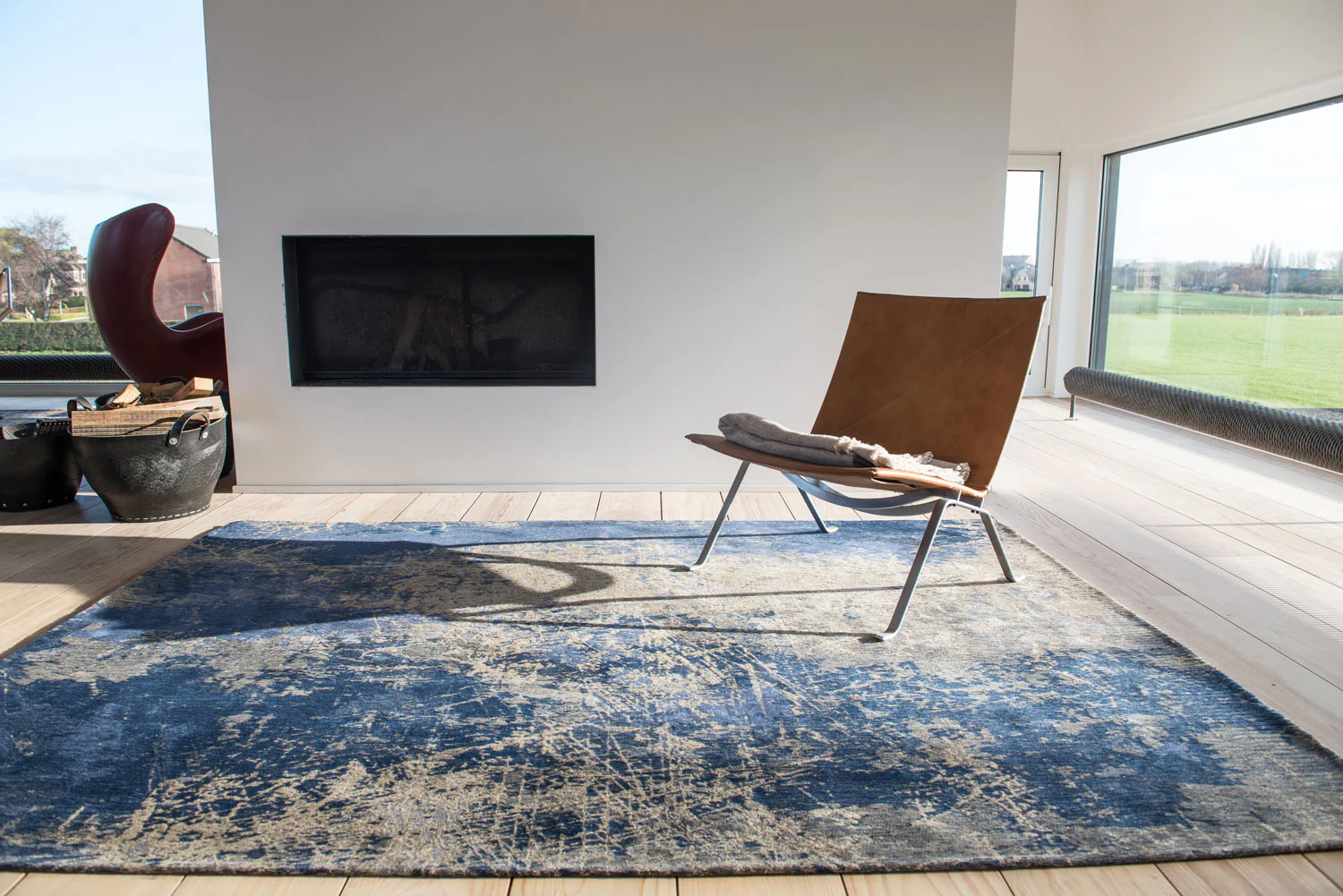 Louis de Poortere Mad Men Cracks Abyss Blue 8629 - Image 4