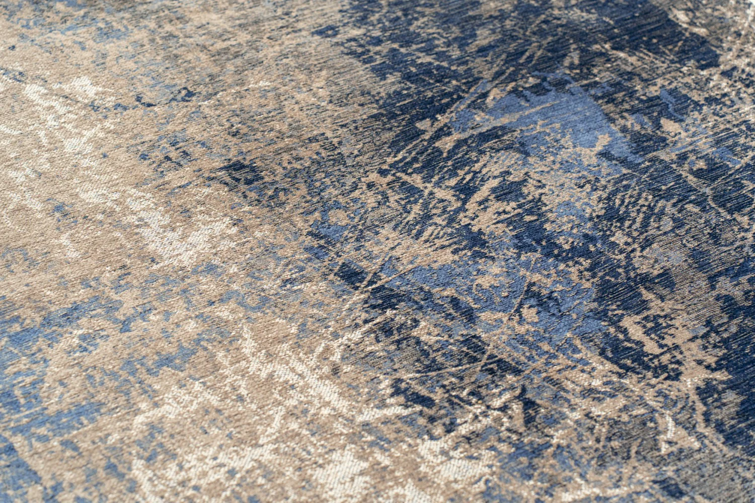 Louis de Poortere Mad Men Cracks Abyss Blue 8629 - Image 6