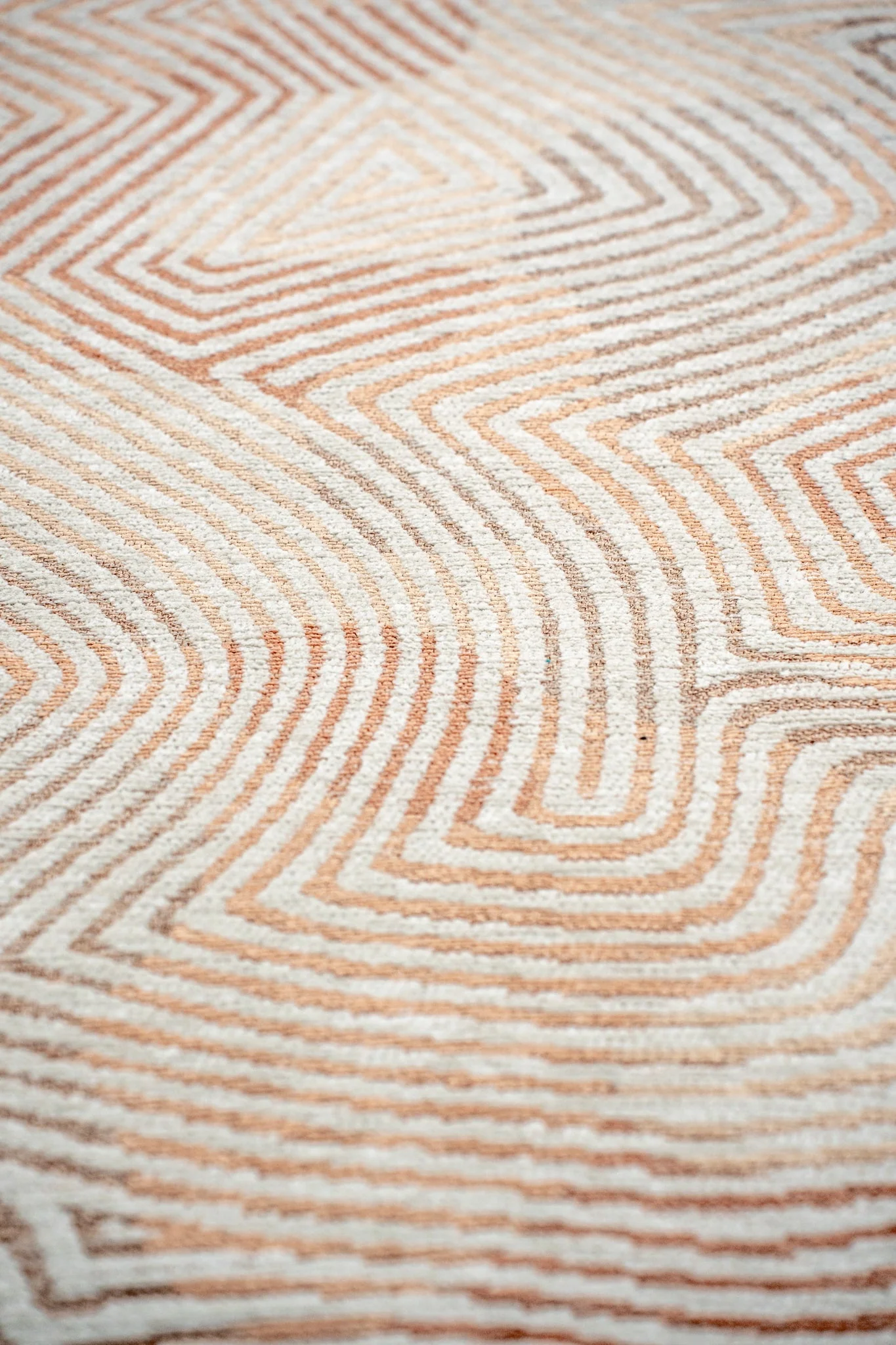 Louis de Poortere Meditation Coral Indian Sand 9800 - Image 8