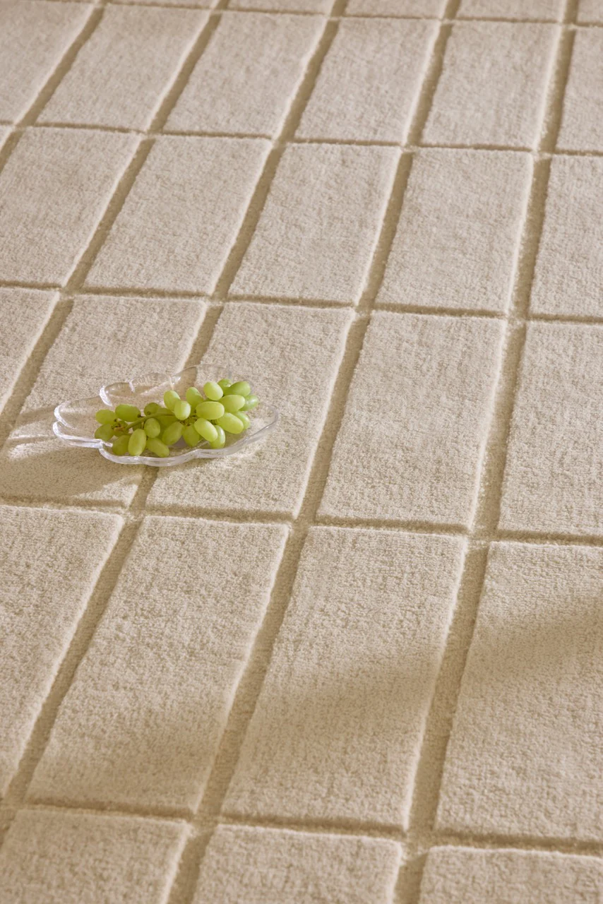 Marimekko Tiiliskivi Natural White 132901 - Image 3
