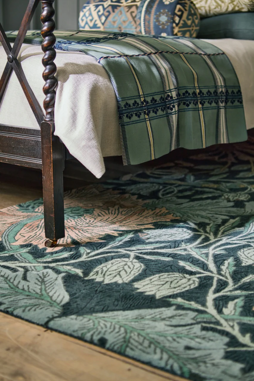 Morris & Co Honeysuckle Tulip Teal 130407 - Image 3